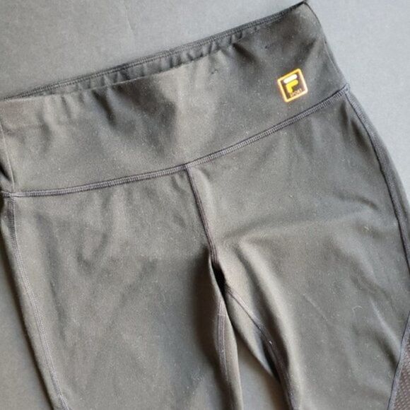 💍Fila Workout Capris  - Picture 3 of 8